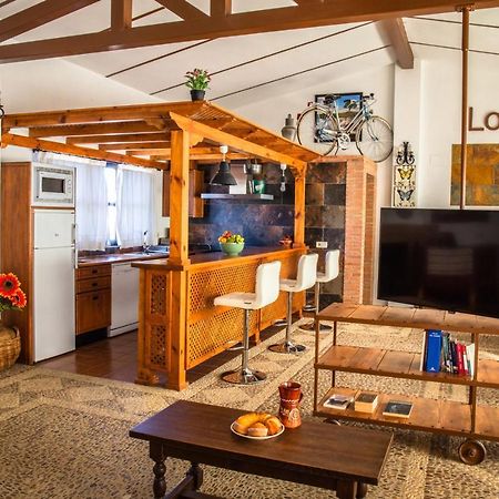 Apartamento Loft La Encina Torrejón el Rubio المظهر الخارجي الصورة